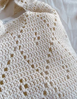 Elena Handbags Handmade Crochet Retro Style Tote Bag