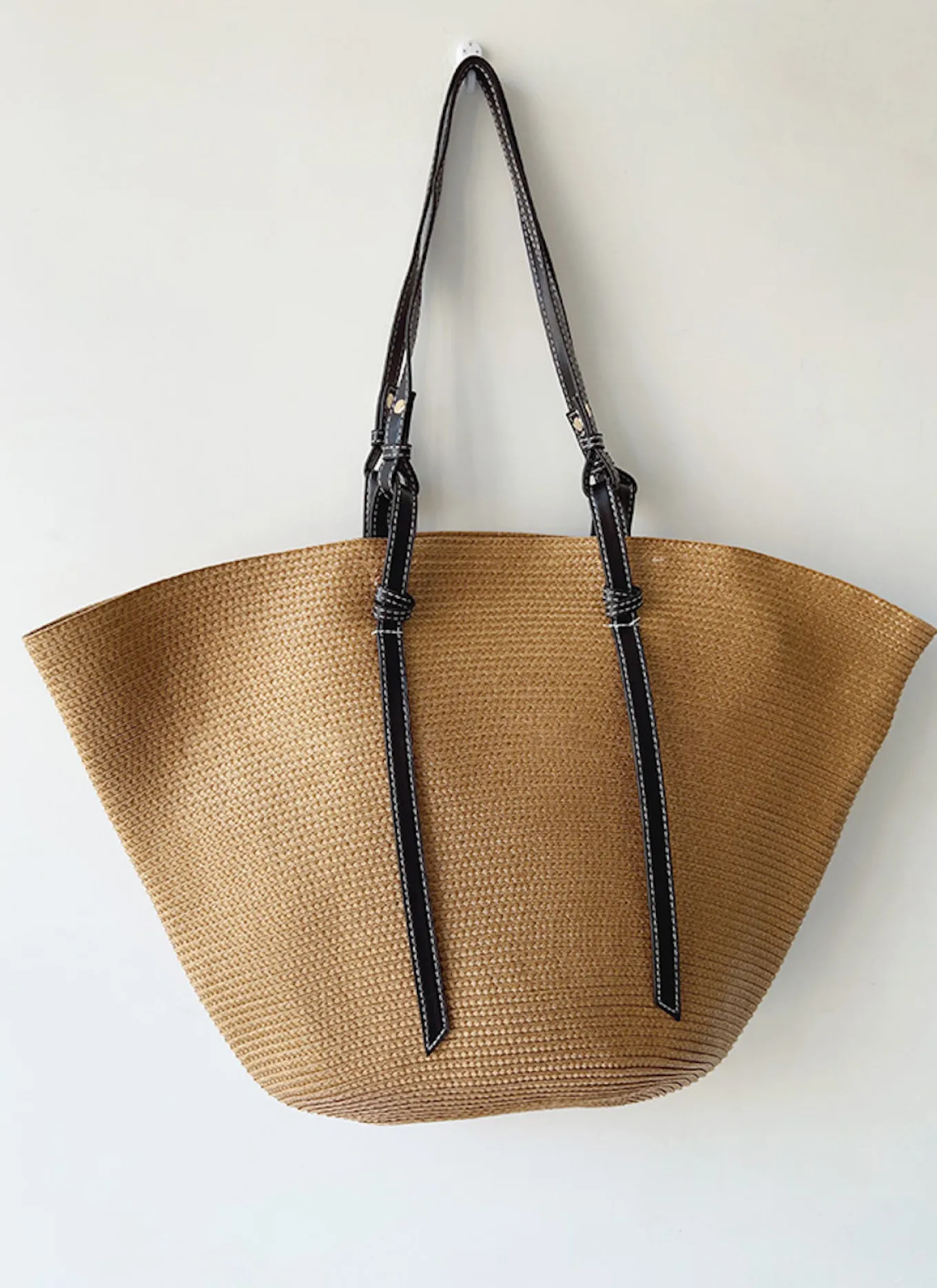 Elena Handbags Large Shell Shaped Straw Purse Beach Bag