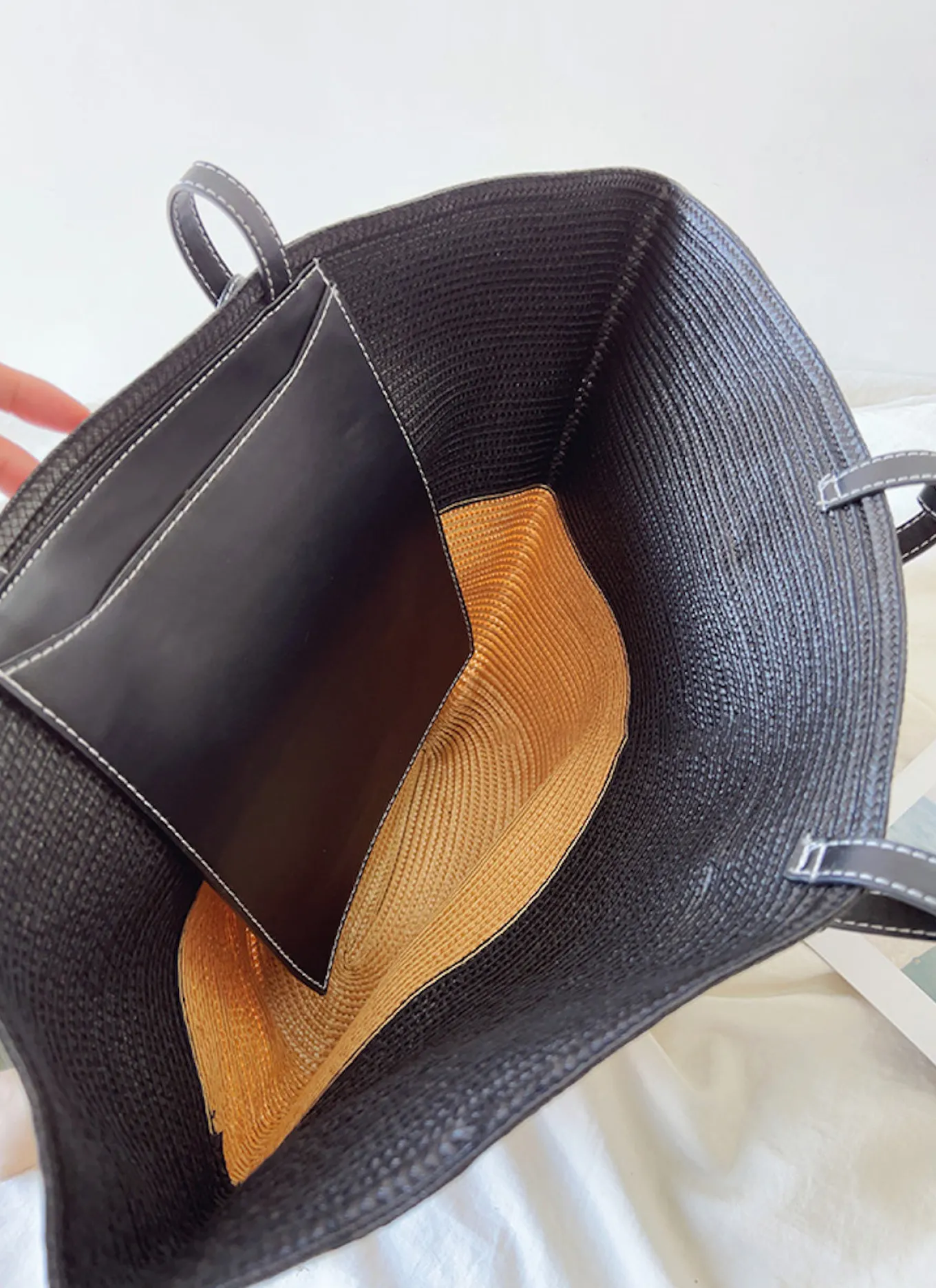 Elena Handbags Large Shell Shaped Straw Purse Beach Bag